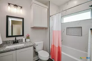 321 Whitetail Ln, Victoria, TX 77905 - Photo 30