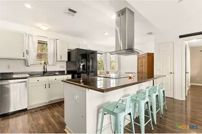 1548 Valley Forest, Canyon Lake, TX 78133 - Photo 10