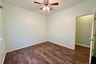 105 Holly Oak Ct, Victoria, TX 77901 - Photo 16