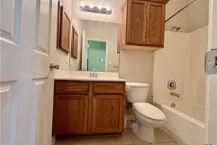 105 Holly Oak Ct, Victoria, TX 77901 - Photo 20