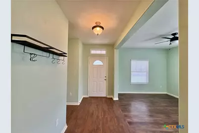 105 Holly Oak Court, Victoria, TX 77901 - Photo 8