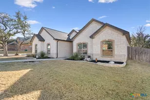 102 Rancho Del Lago Ln, Belton, TX 76513 - Photo 2