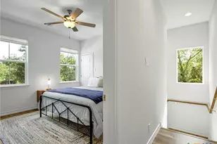 660 Mockingbird Dr, Canyon Lake, TX 78133 - Photo 18