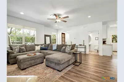 660 Mockingbird Drive, Canyon Lake, TX 78133 - Photo 6