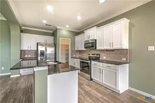 808 Wyndham Hill Pkwy, Temple, TX 76502 - Photo 10