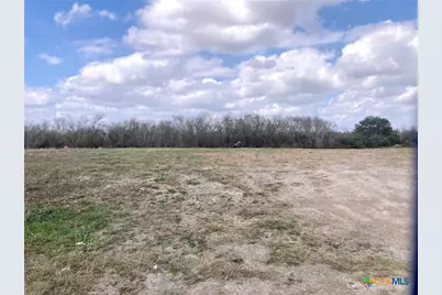 228 Pebble Brook, Victoria, TX 77904 - Photo 4