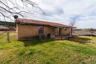 930 Dryden Ave, Copperas Cove, TX 76522 - Photo 22