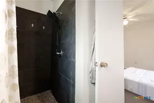 930 Dryden Ave, Copperas Cove, TX 76522 - Photo 16