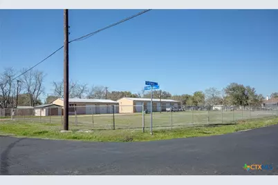 702 & 704 Clay Drive, Victoria, TX 77904 - Photo 1