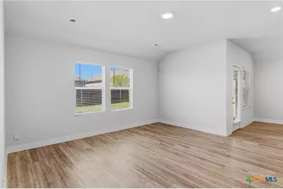 1328 Almond Creek, Seguin, TX 78155 - Photo 6