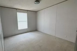 1758 Ilka Switch, Seguin, TX 78155 - Photo 16