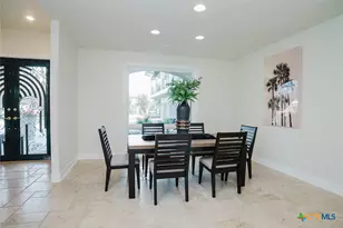 850 Lakeview Trail, Mcqueeney, TX 78123 - Photo 12