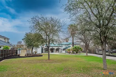 850 Lakeview Trail, Mcqueeney, TX 78123 - Photo 4