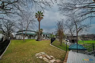 850 Lakeview Trail, Mcqueeney, TX 78123 - Photo 30