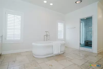 850 Lakeview Trail, Mcqueeney, TX 78123 - Photo 24