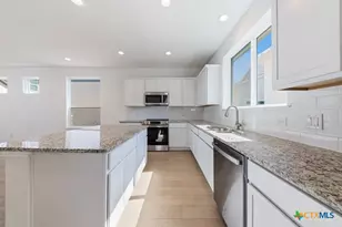 2150 Hofstaat, New Braunfels, TX 78130 - Photo 8