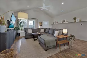 162 Friedens Church Rd, Seguin, TX 78155 - Photo 6