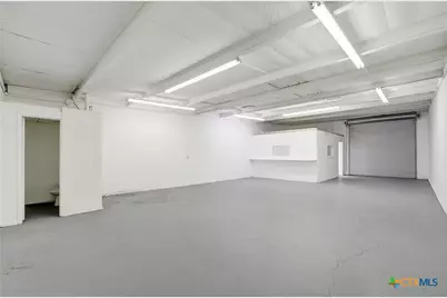 1419 Fleming Drive #Warehouse 5, Seguin, TX 78155 - Photo 2