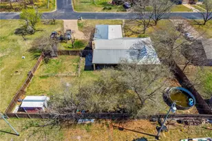 320 Highland Dr, Burnet, TX 78611 - Photo 30