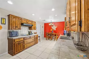 320 Highland Dr, Burnet, TX 78611 - Photo 12