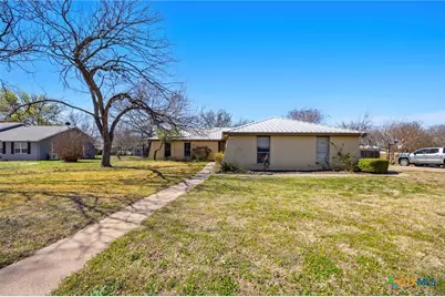 320 Highland Drive, Burnet, TX 78611 - Photo 1
