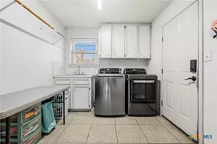 320 Highland Dr, Burnet, TX 78611 - Photo 24