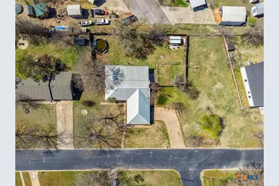 320 Highland Drive, Burnet, TX 78611 - Photo 4