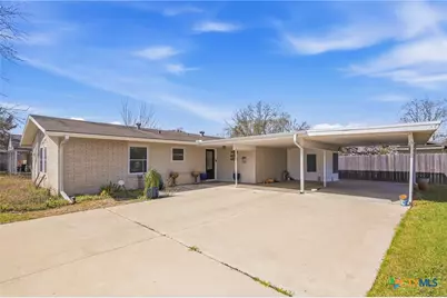 4711 Dahlia Lane, Victoria, TX 77904 - Photo 2