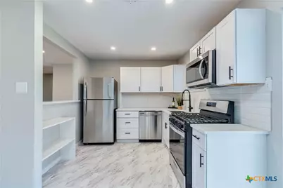 704 S 3rd Street, Copperas Cove, TX 76522 - Photo 4