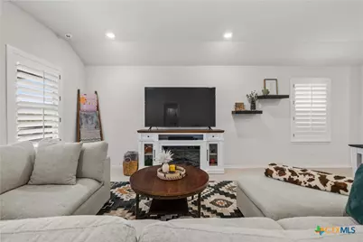 583 Taggart Trail, Jarrell, TX 76537 - Photo 8