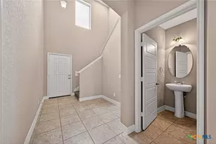 688 Community Dr, New Braunfels, TX 78132 - Photo 4