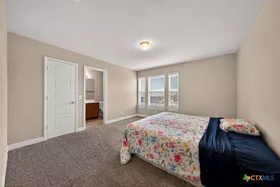 688 Community Drive, New Braunfels, TX 78132 - Photo 28