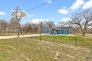 6638 Hickory Forrest Dr, Seguin, TX 78155 - Photo 4
