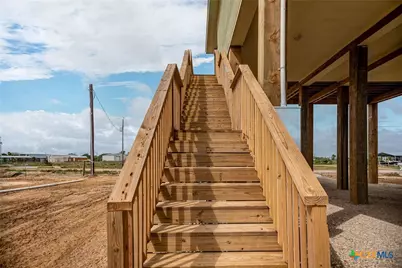 193 Powderhorn Lane, Port Lavaca, TX 77979 - Photo 6
