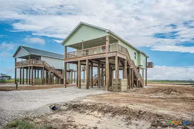 193 Powderhorn Lane, Port Lavaca, TX 77979 - Photo 2