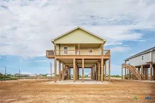 193 Powderhorn Ln, Port Lavaca, TX 77979 - Photo 4