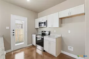 1313 Lone Pine Way, Killeen, TX 76543 - Photo 10