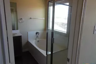 753 Great Oaks Dr, New Braunfels, TX 78130 - Photo 16