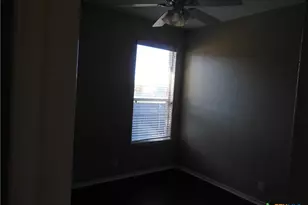 505 Starling Creek Creek, New Braunfels, TX 78130 - Photo 14