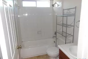 505 Starling Creek Creek, New Braunfels, TX 78130 - Photo 18