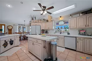 2444 Purgatory Rd, New Braunfels, TX 78132 - Photo 40