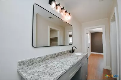 502 Berwick Street, Victoria, TX 77904 - Photo 34