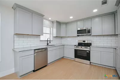 502 Berwick Street, Victoria, TX 77904 - Photo 14