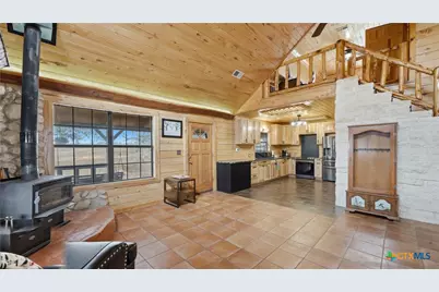 113 Spring Ranch Road, Floresville, TX 78114 - Photo 18