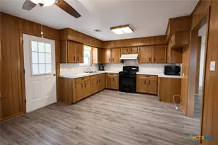 360 Cr 632, Hamilton, TX 76531 - Photo 14