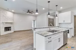 19 Summertime Cir, Wimberley, TX 78676 - Photo 8