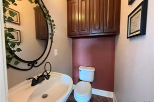 289 Jennifer Ln, Port Lavaca, TX 77979 - Photo 18