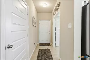 3654 Twin Dish Wy, New Braunfels, TX 78130 - Photo 6