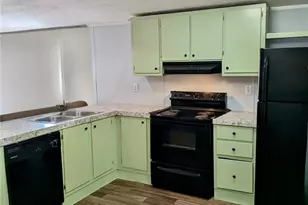 1535 Bayview Dr, Palacios, TX 77465 - Photo 8