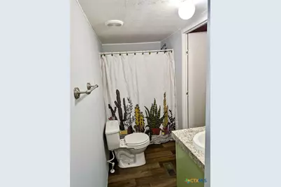 1535 Bayview Drive, Palacios, TX 77465 - Photo 14